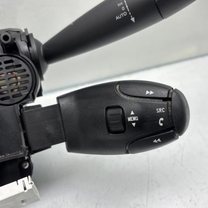 Com (Bloc Contacteur Tournant+Commodo Essuie Glace+Commodo Phare) PEUGEOT 5008 1 Photo n°6