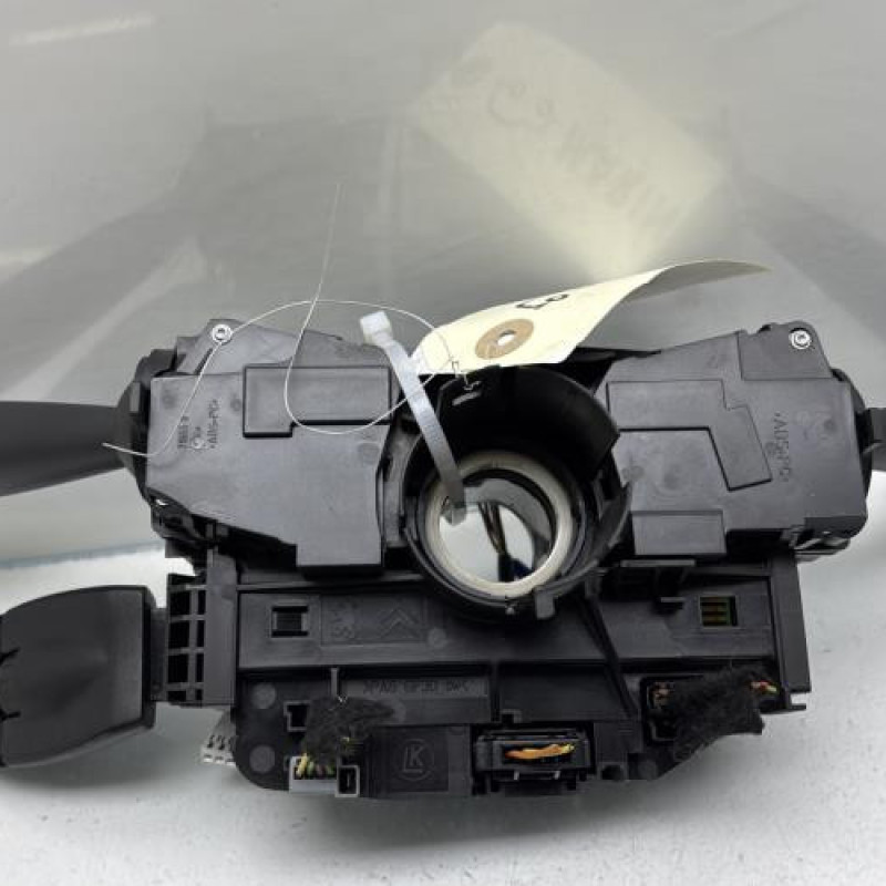 Com (Bloc Contacteur Tournant+Commodo Essuie Glace+Commodo Phare) PEUGEOT 5008 1 Photo n°8