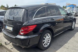 Attache ceinture arriere gauche MERCEDES CLASSE R 251