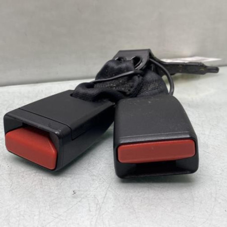 Attache ceinture arriere droit RENAULT CLIO 4 Photo n°1