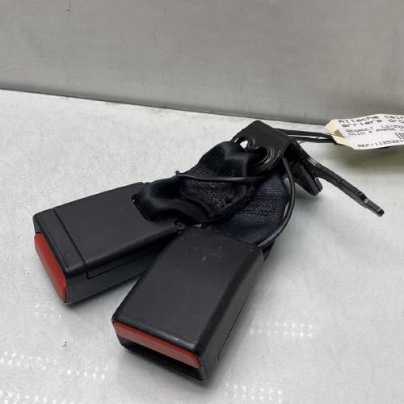 Attache ceinture arriere droit RENAULT CLIO 4 Photo n°2