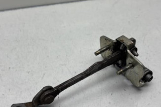 Arret de porte arriere gauche DACIA SANDERO 1 Photo n°1