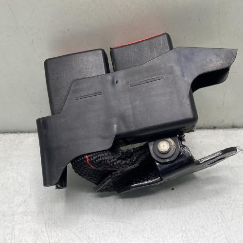 Attache ceinture arriere droit RENAULT CLIO 3 Photo n°3