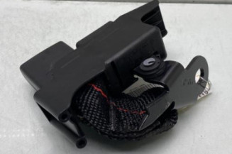 Attache ceinture arriere droit RENAULT CLIO 3