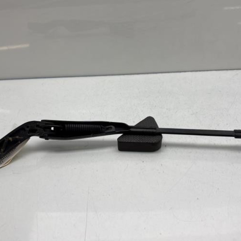 Bras essuie glace avant gauche MERCEDES CLASSE CLS 219 Photo n°4
