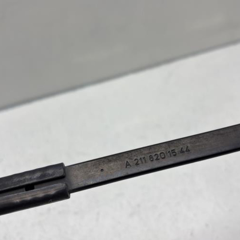 Bras essuie glace avant gauche MERCEDES CLASSE CLS 219 Photo n°6