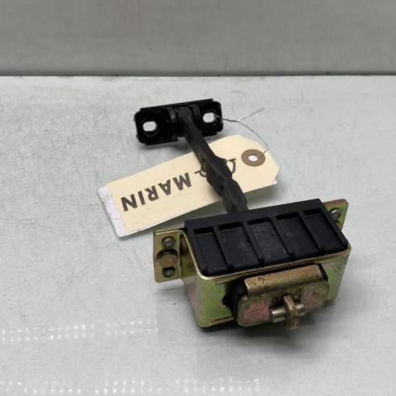 Arret de porte avant gauche MERCEDES CLASSE E 211 Photo n°2