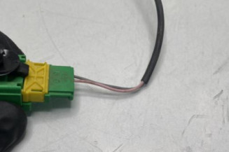 Attache ceinture avant gauche DACIA DUSTER 1