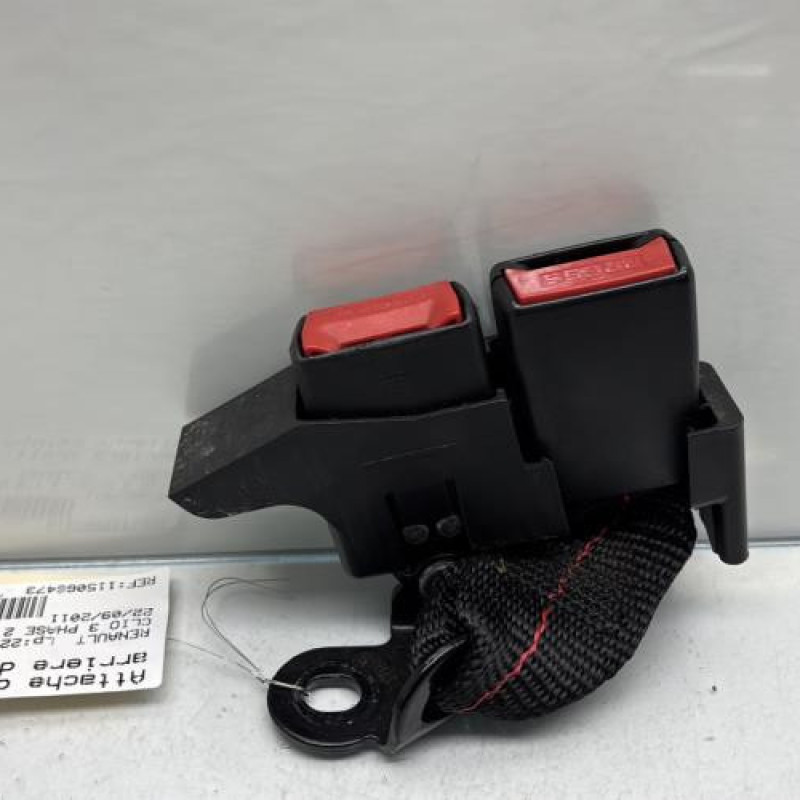 Attache ceinture arriere droit RENAULT CLIO 3 Photo n°1