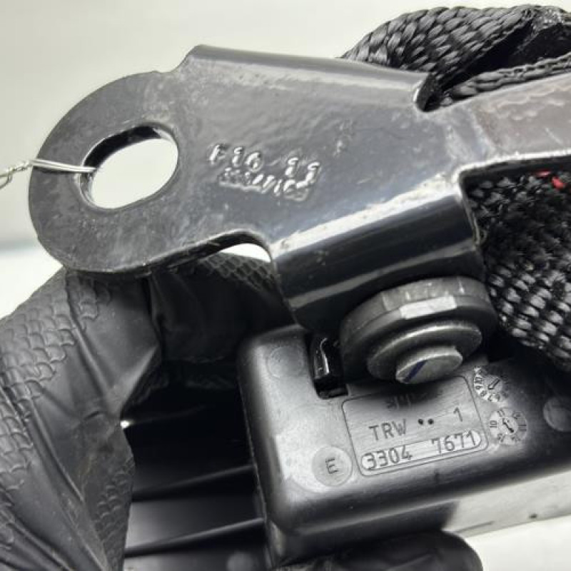 Attache ceinture arriere droit RENAULT CLIO 3 Photo n°5