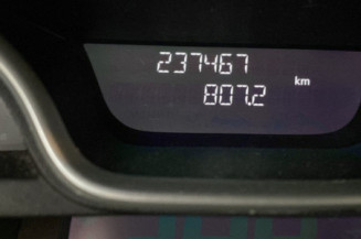 RENAULT TRAFIC 3 COURT PHASE 1 1.6 DCI - 16V TURBO