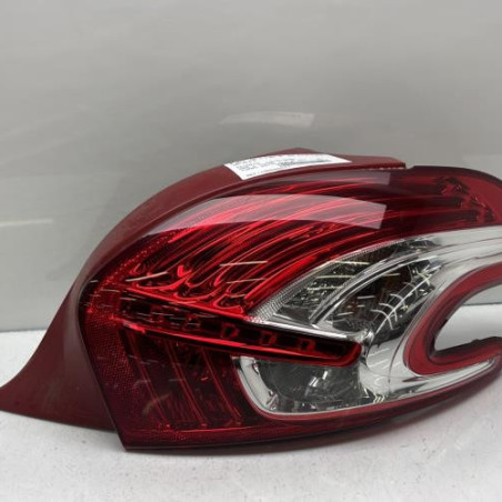 Feu arriere principal droit (feux) PEUGEOT 208 1 Photo n°1