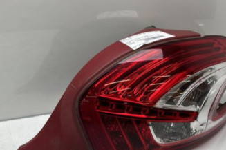 Feu arriere principal droit (feux) PEUGEOT 208 1 Photo n°1