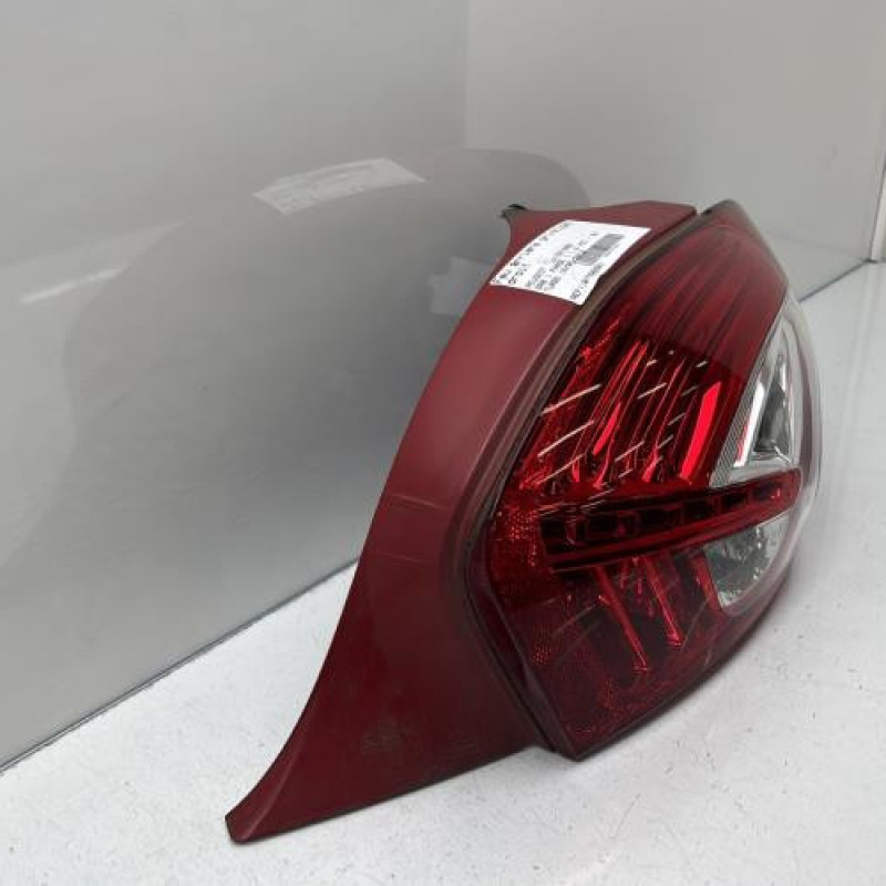 Feu arriere principal droit (feux) PEUGEOT 208 1 Photo n°3