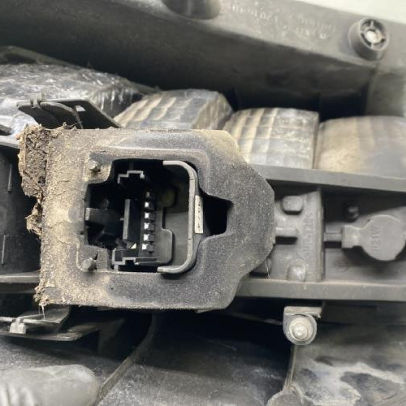 Feu arriere principal droit (feux) RENAULT SCENIC 2 Photo n°3