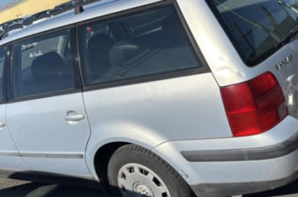 Feu arriere principal gauche (feux) VOLKSWAGEN PASSAT 4