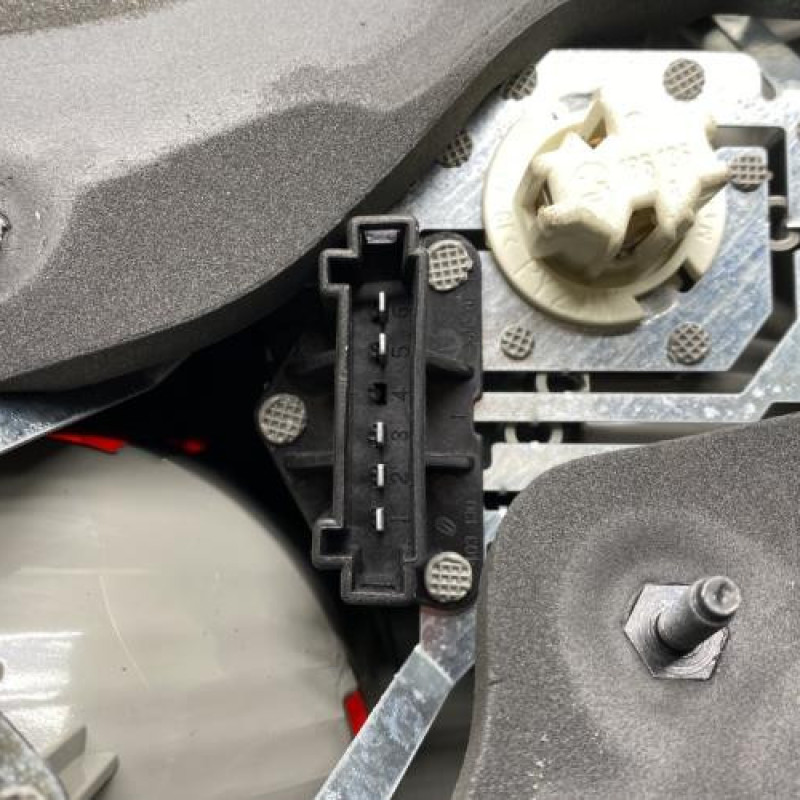 Feu arriere principal droit (feux) MERCEDES CLASSE R 251 Photo n°3