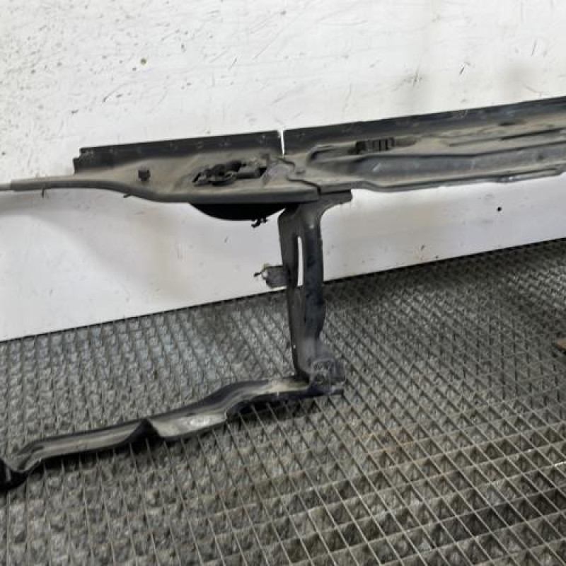 Face avant MERCEDES CLASSE R 251 Photo n°2