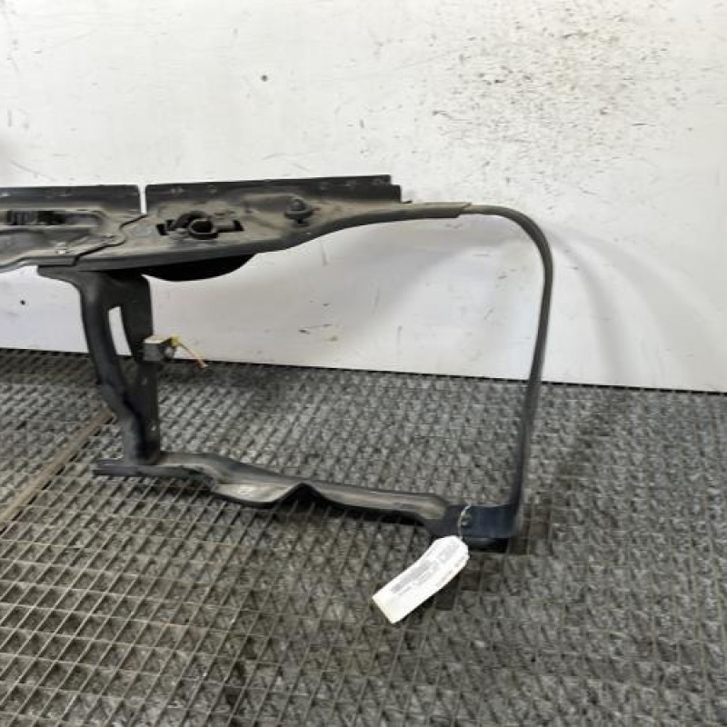 Face avant MERCEDES CLASSE R 251 Photo n°3