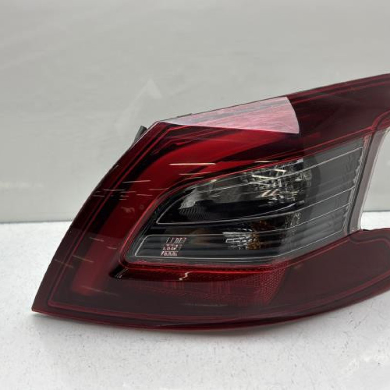 Feu arriere principal droit (feux) PEUGEOT 308 2 Photo n°1