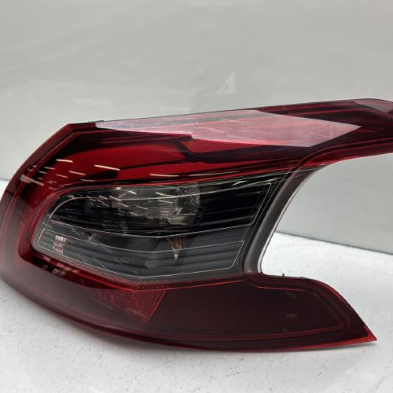 Feu arriere principal droit (feux) PEUGEOT 308 2 Photo n°2