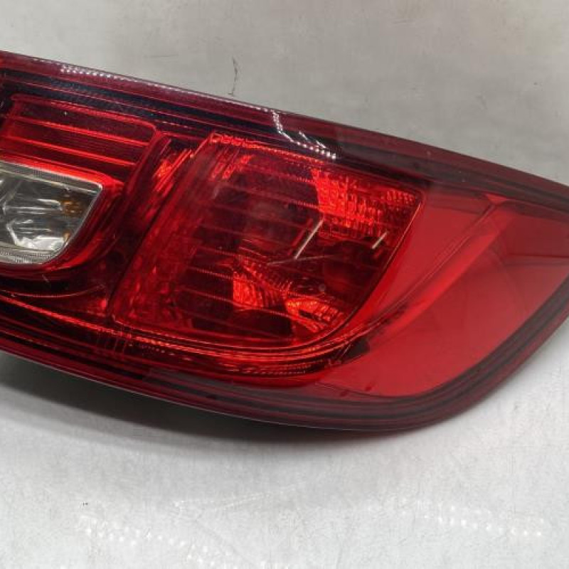 Feu arriere principal droit (feux) RENAULT CLIO 4 Photo n°1