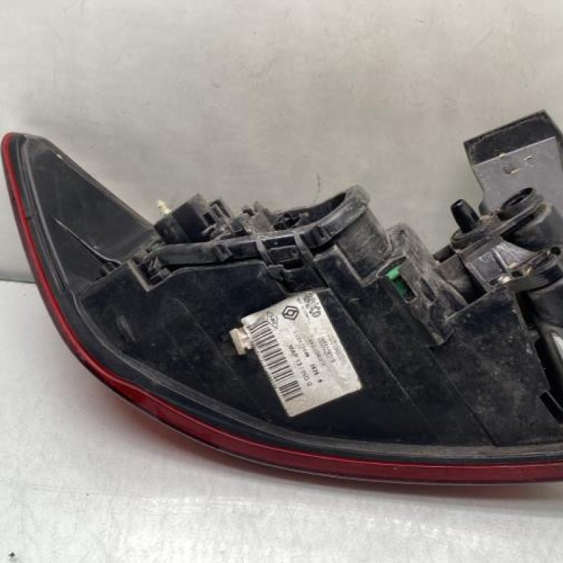 Feu arriere principal droit (feux) RENAULT CLIO 4 Photo n°4