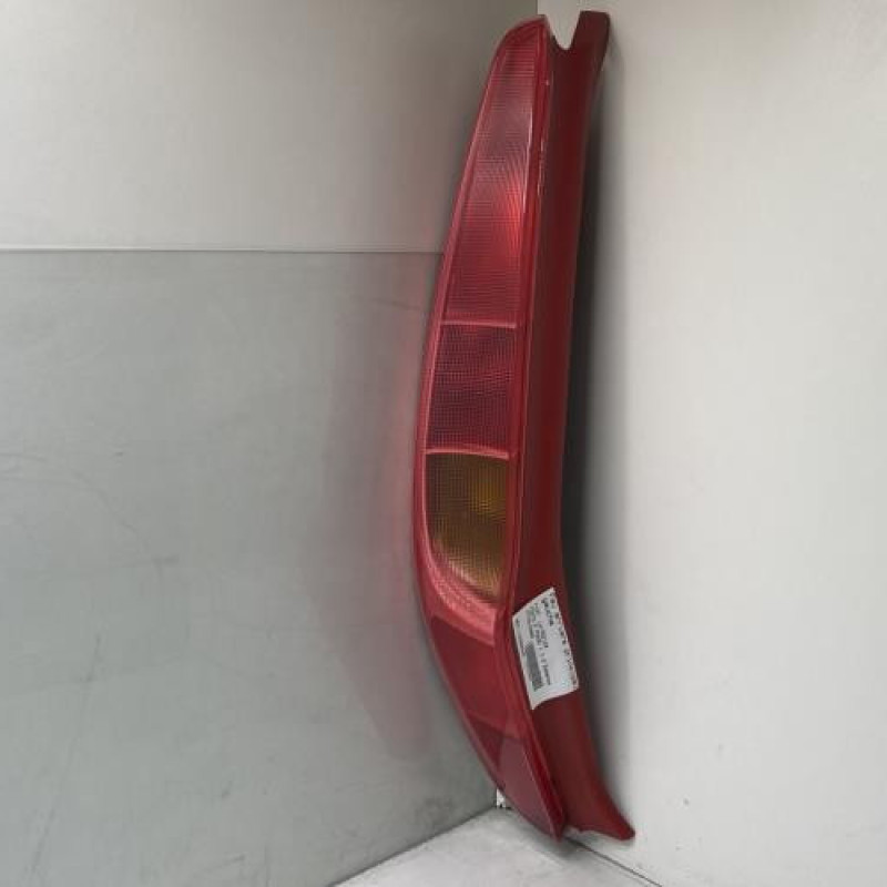 Feu arriere principal gauche (feux) FIAT PUNTO 2 Photo n°1