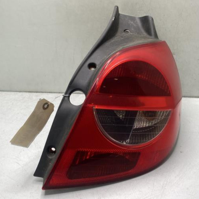 Feu arriere principal droit (feux) RENAULT CLIO 3 Photo n°1