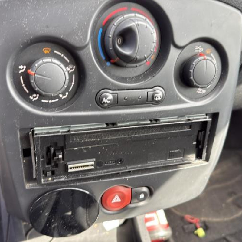 Neiman RENAULT CLIO 3 Photo n°19