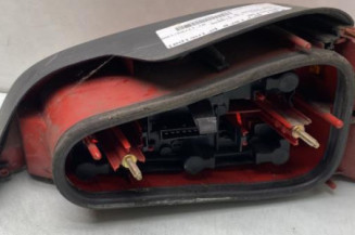 Feu arriere principal gauche (feux) PEUGEOT 106