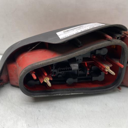 Feu arriere principal gauche (feux) PEUGEOT 106
