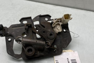 Fermeture de capot FORD FIESTA 6 Photo n°1