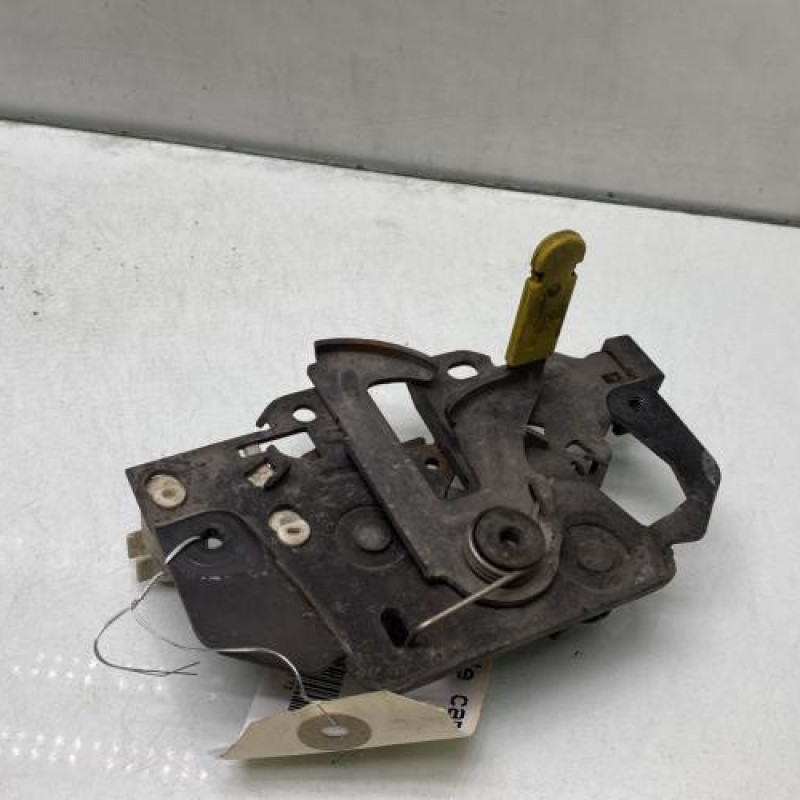 Fermeture de capot FORD FIESTA 6 Photo n°2