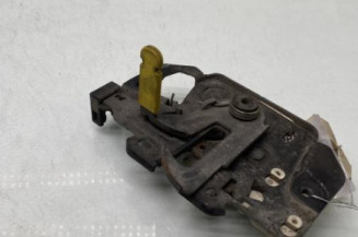 Fermeture de capot FORD FIESTA 6