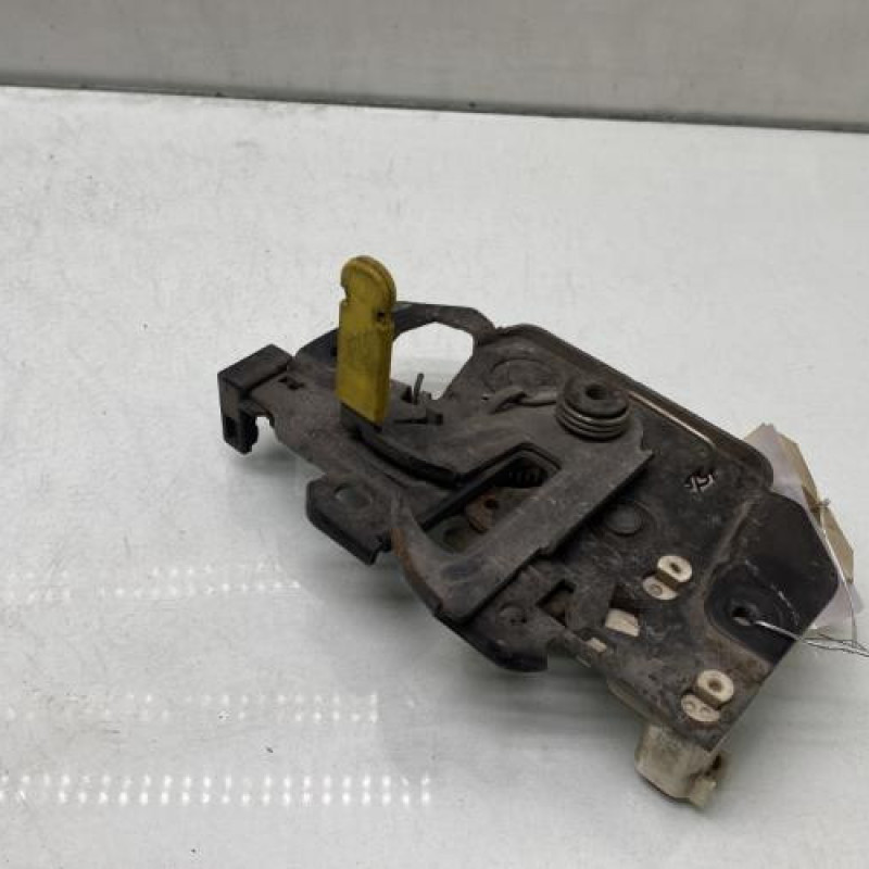 Fermeture de capot FORD FIESTA 6 Photo n°3