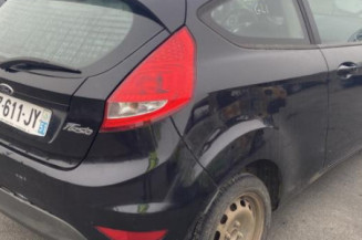 Fermeture de capot FORD FIESTA 6