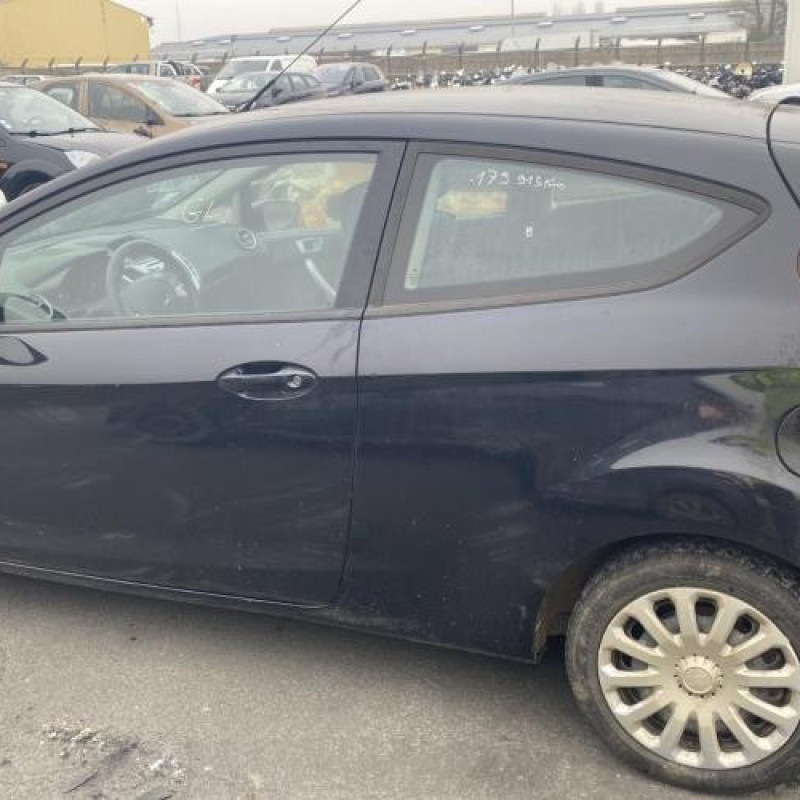 Fermeture de capot FORD FIESTA 6 Photo n°9