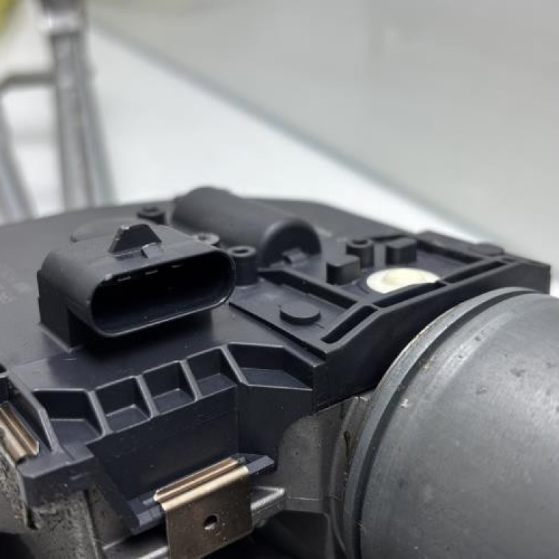 Moteur essuie glace avant MERCEDES CLASSE CLS 219 Photo n°6