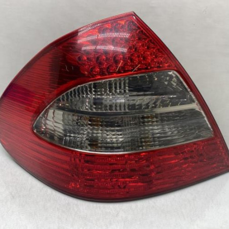 Feu arriere principal gauche (feux) MERCEDES CLASSE E 211 Photo n°1