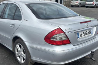 Feu arriere principal gauche (feux) MERCEDES CLASSE E 211