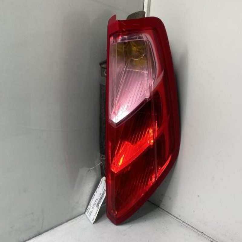 Feu arriere principal droit (feux) FIAT GRANDE PUNTO Photo n°1