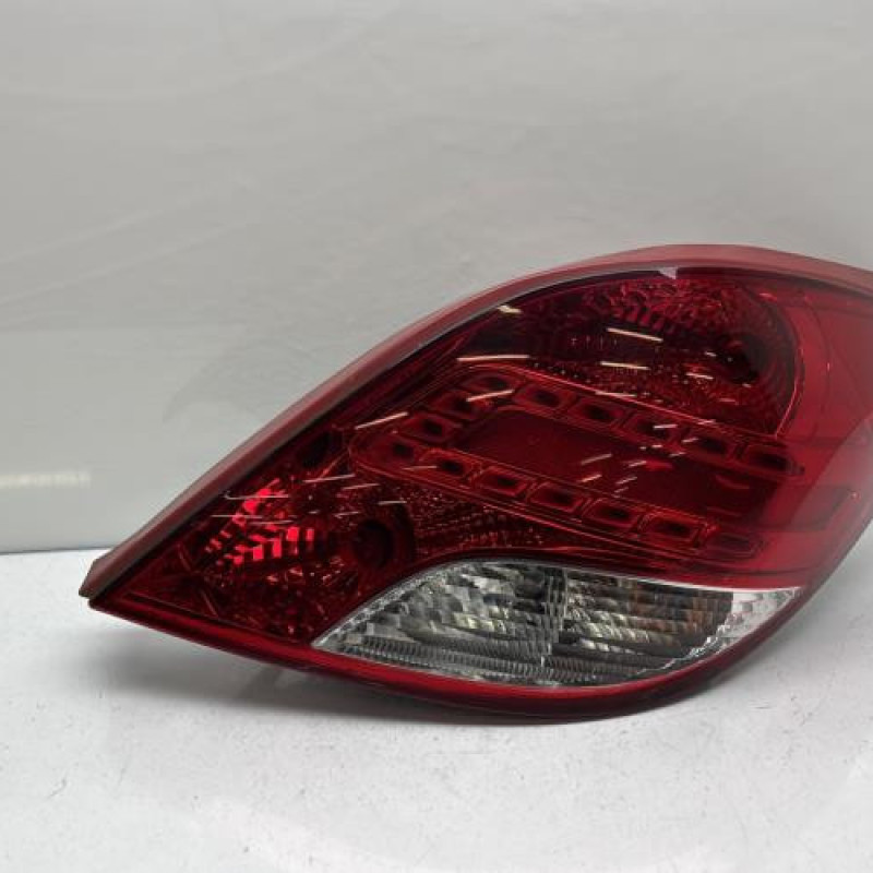 Feu arriere principal droit (feux) PEUGEOT 207 Photo n°1