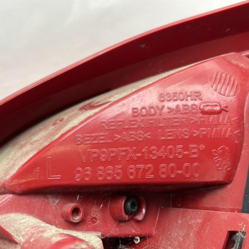 Feu arriere principal gauche (feux) PEUGEOT 207 Photo n°7