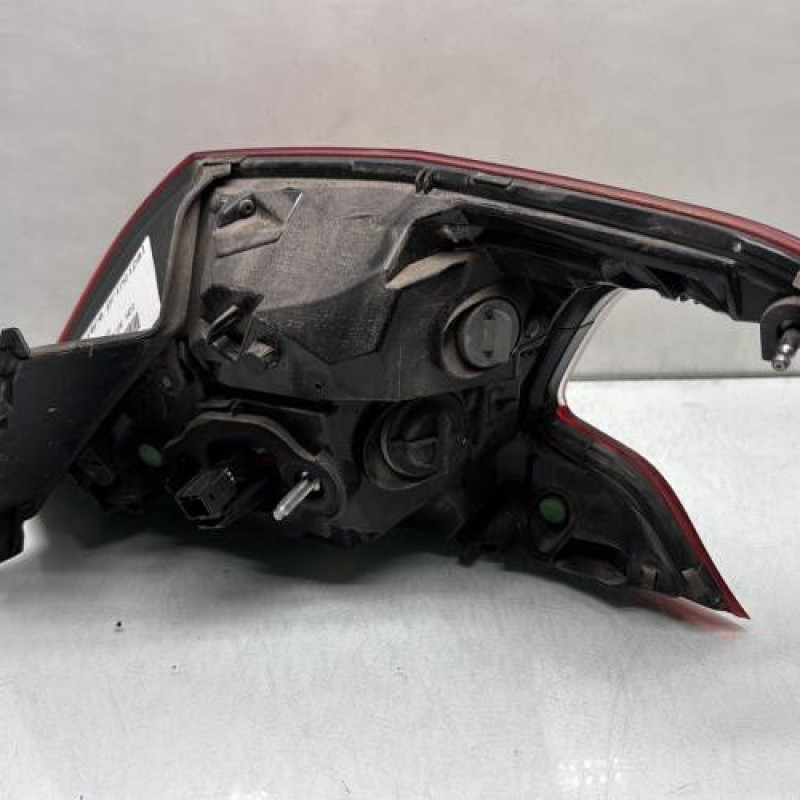 Feu arriere principal gauche (feux) PEUGEOT 308 2 Photo n°2