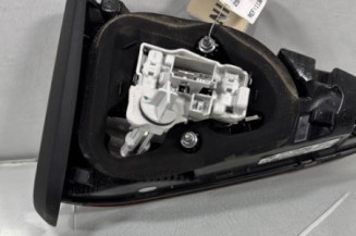 Feu arriere secondaire droit (feux) VOLKSWAGEN TOURAN 3