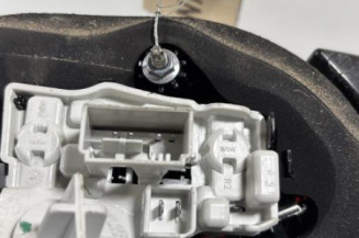 Feu arriere secondaire droit (feux) VOLKSWAGEN TOURAN 3