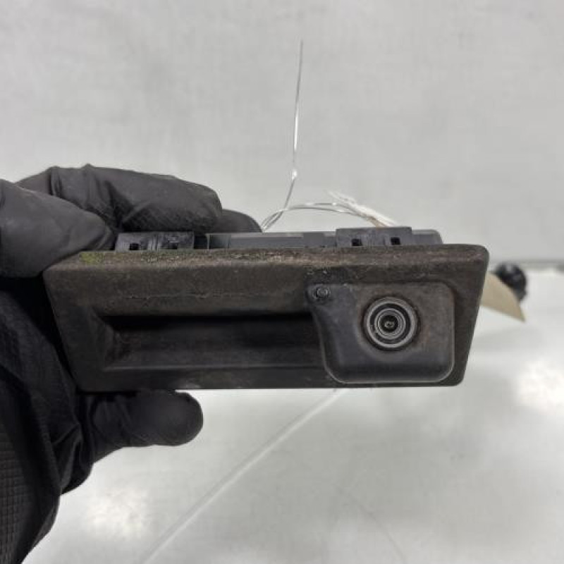 Bouton de coffre VOLKSWAGEN TOURAN 3 Photo n°2