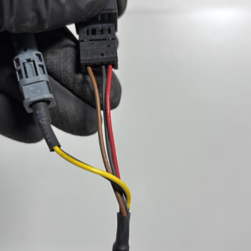 Bouton de coffre VOLKSWAGEN TOURAN 3 Photo n°5