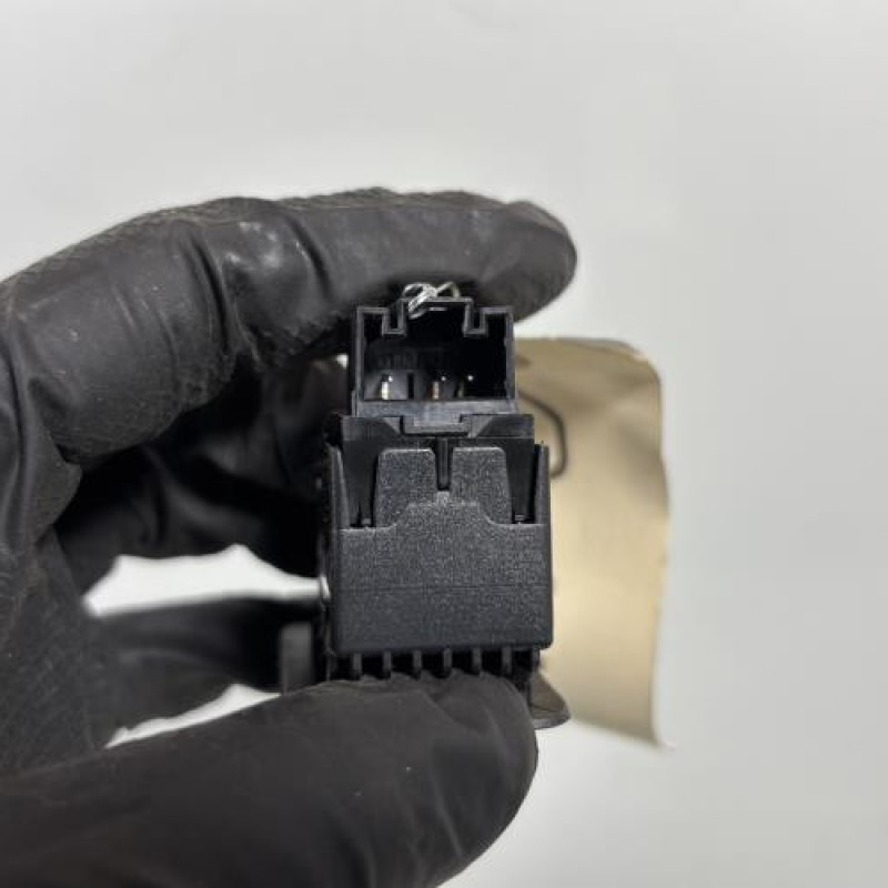 Interrupteur de leve vitre arriere gauche VOLKSWAGEN TOURAN 3 Photo n°3